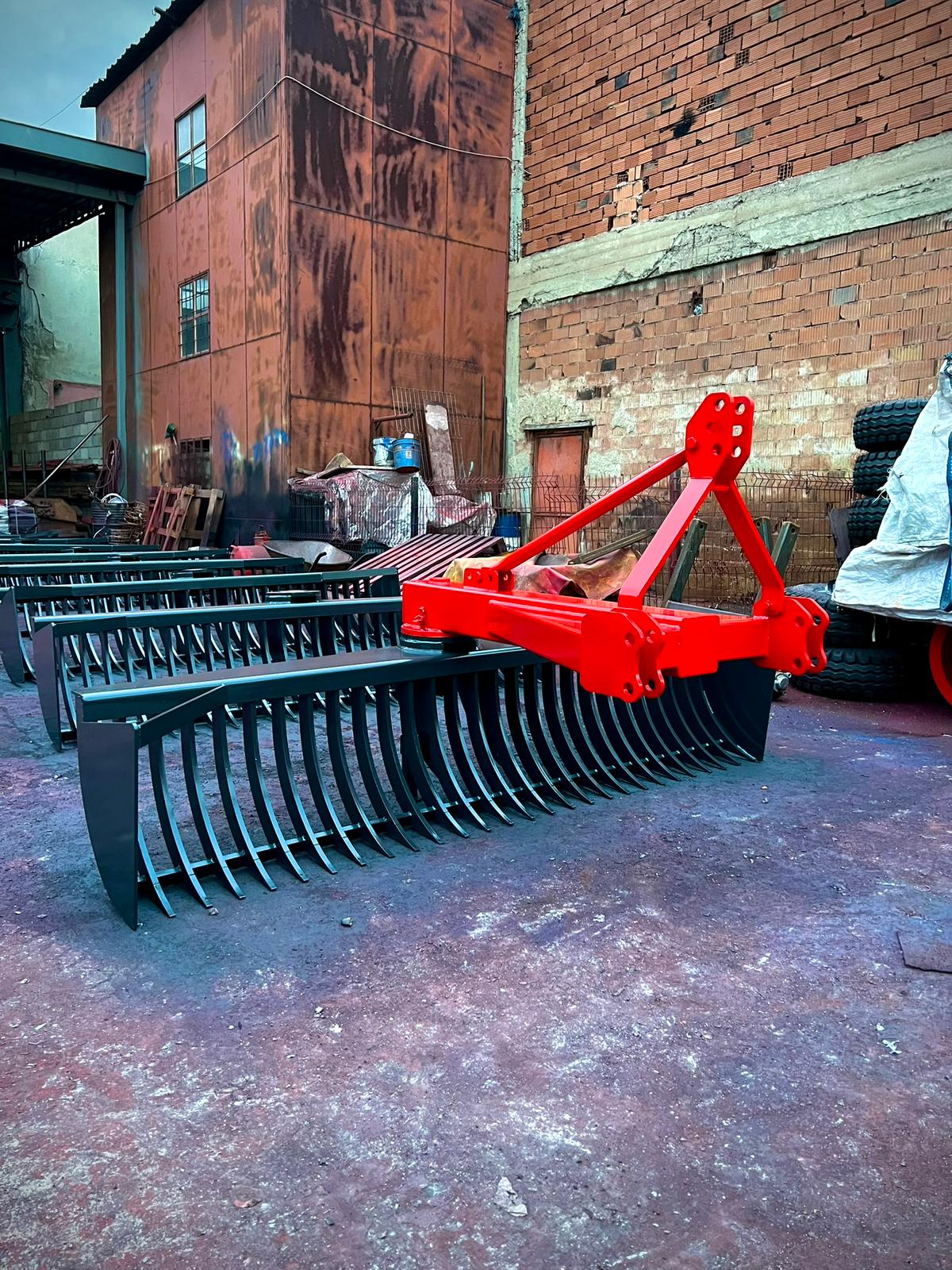 Döner Oklu Taş Toplama Tırmığı - Görsel 4