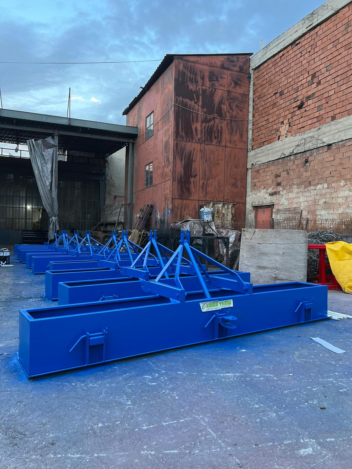 Menteşeli Sürgü Tapan